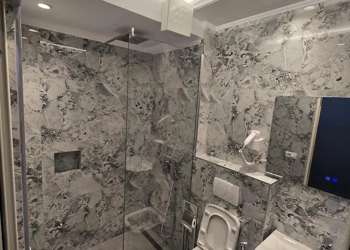 Belvedere Ξενοδοχείο Πόγραδετς